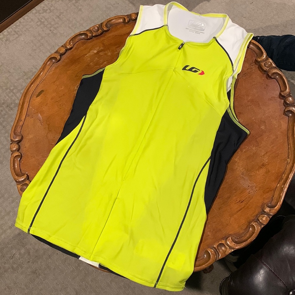 Louis Garneau triathalon training jersey